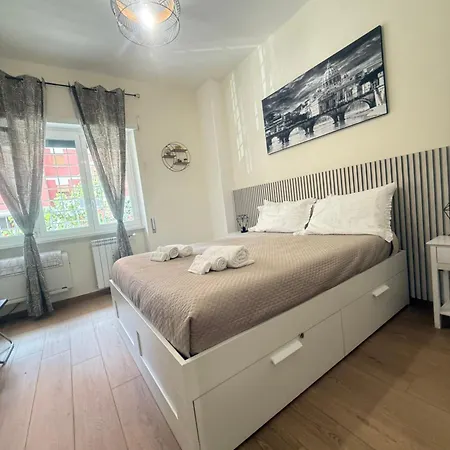 Casa Blaserna Holiday home Rome